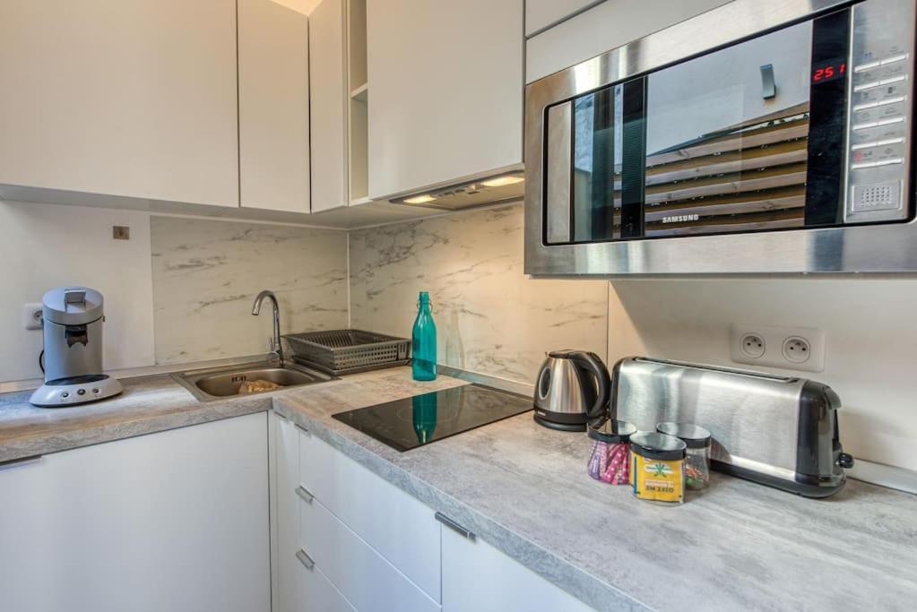 Apartment #14 Duplex Tonduti Terrace 5min Old Town